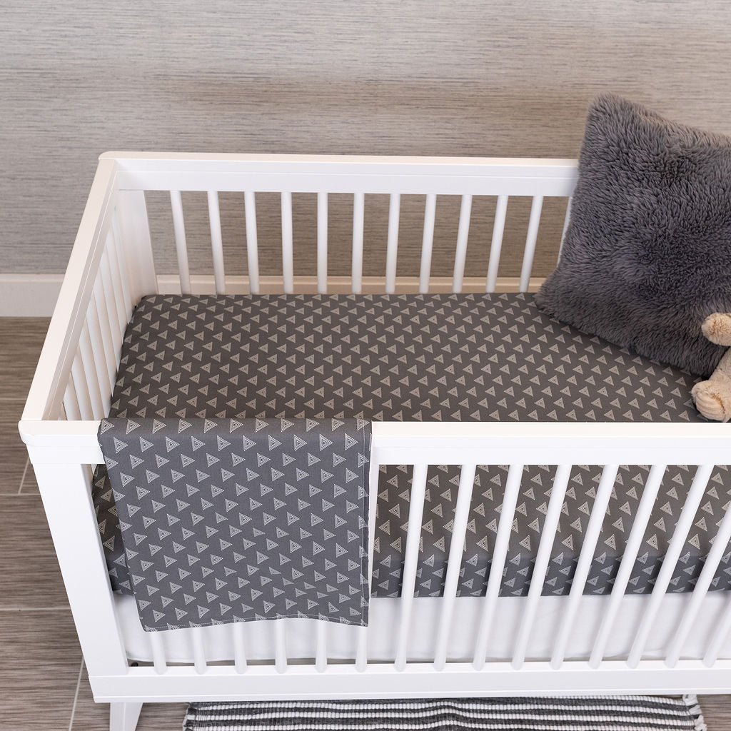 Tops for Tots - Classic Nursery Bedding Set - Light Gray on Dark Gray - Olli+Lime